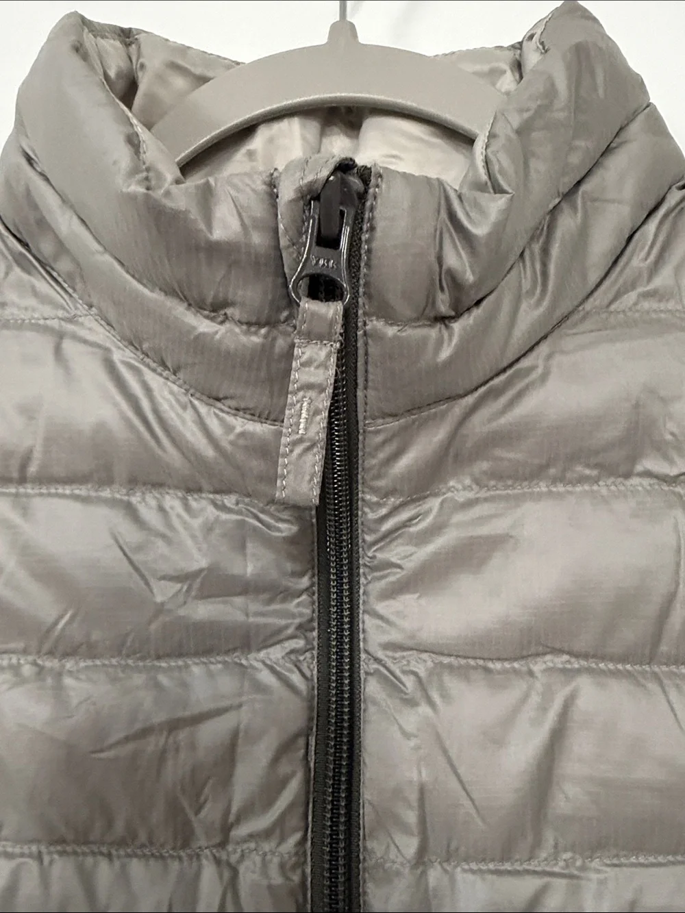 Uniqlo Quilted Puffer Vest in Gray